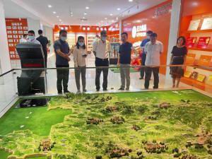 洛陽市市委常委、宣傳部長王飛蒞臨洛陽正大調(diào)研